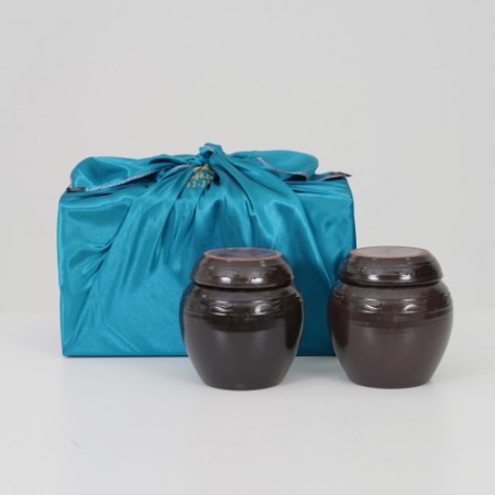 [성가정] 옹기 항아리 선물세트 (찹쌀 고추장 1kg, 전통 된장 1kg)
